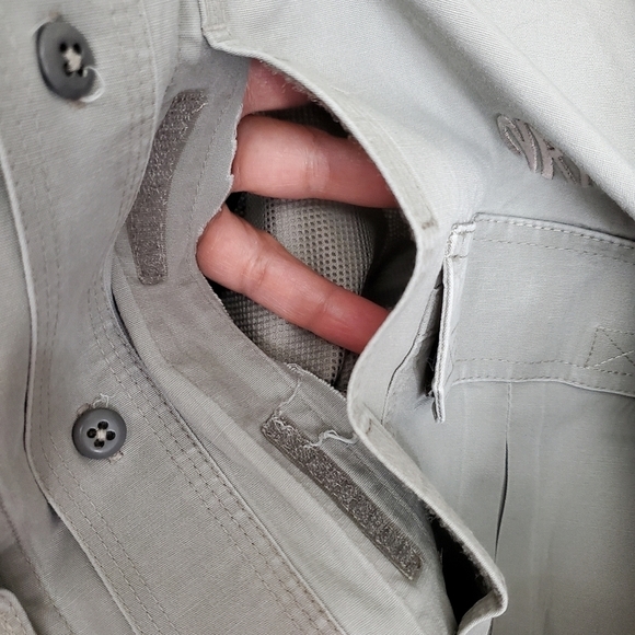 5.11 Tactical Canvas Shirt Men XL Beige Khaki Cargo Conceal Pocket Button Up NRA - Picture 6 of 13